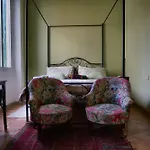 Florence Medici Residenza Serragli