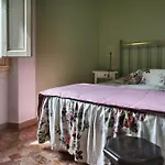 Florence Medici Residenza Serragli